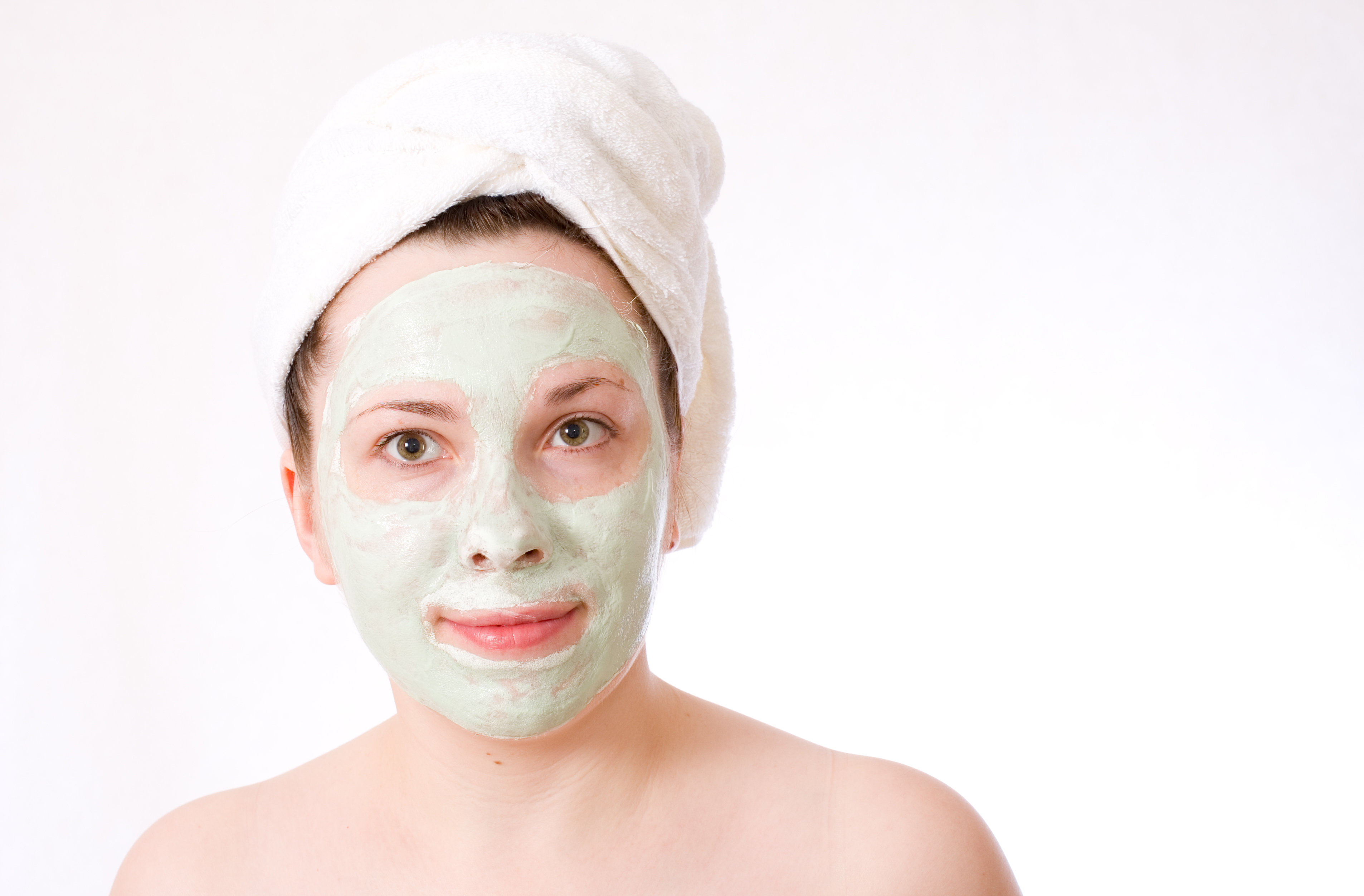3 Aloe Vera Face Mask Recipes to Rejuvenate Lackluster Skin